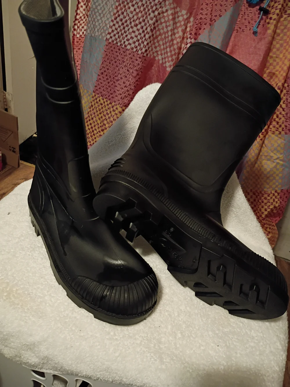 Petroquim durable black